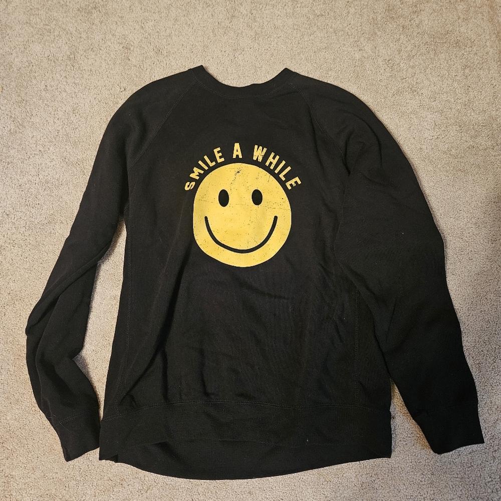 NWT Vici Smile a While Sweatshirt